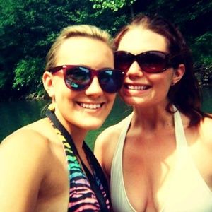 Meet your Posher, Rebecca